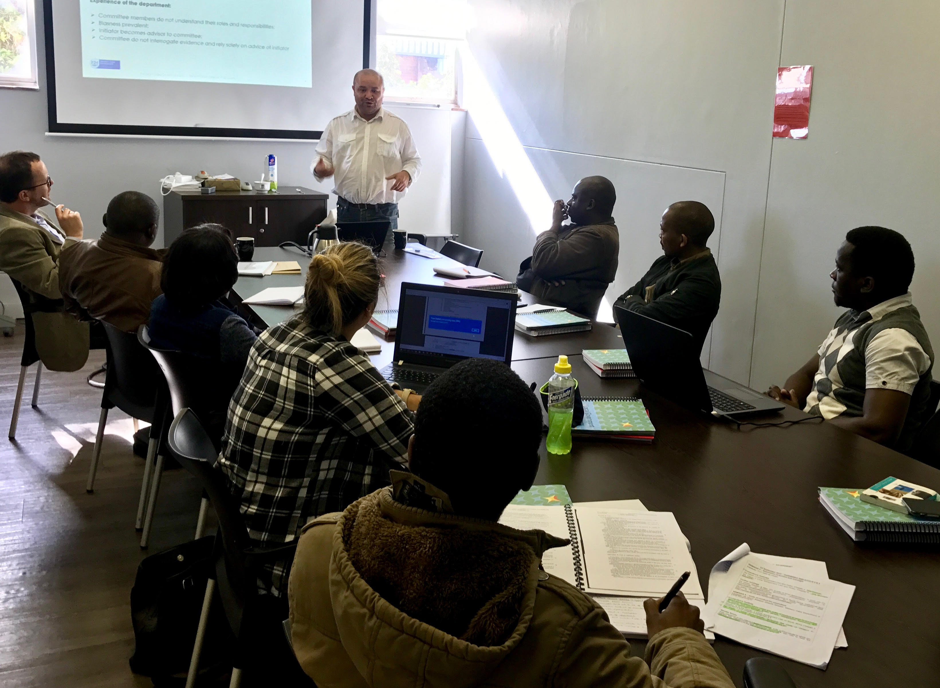 Mario Baatjies giving a lecture to the Dullah Omar Institute LLM/Mphil students in Multilevel Government.