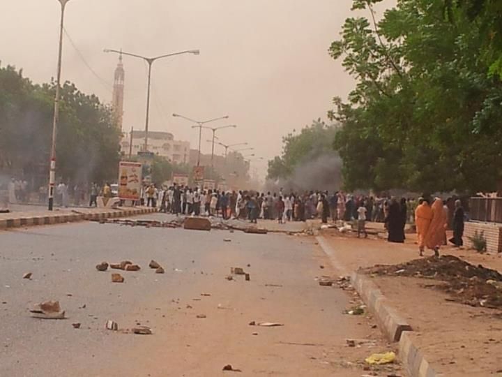 Al Merghani Street, Bahri, 29 June 2012