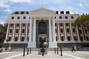 Proposed amendments to the Constitution to expropriate land without compensation, once again puts the spotlight on the need for Parliament to improve its public participation process.  Photo: Ashraf Hendricks/GroundUp